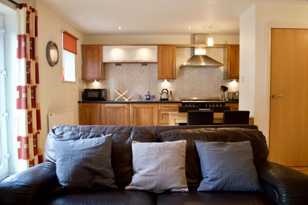 אדינבורו Modern 2 Bedroom City Centre Flat מראה חיצוני תמונה