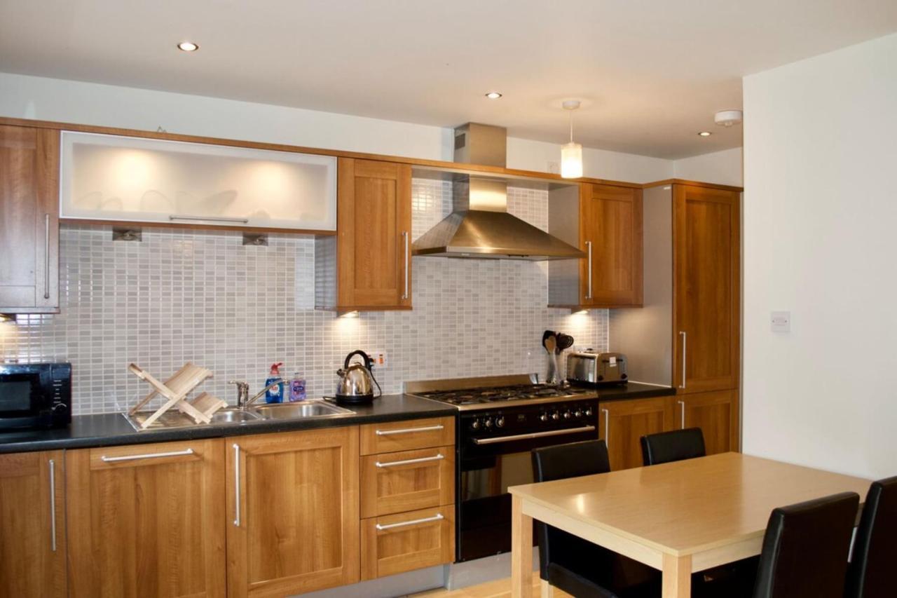 אדינבורו Modern 2 Bedroom City Centre Flat מראה חיצוני תמונה