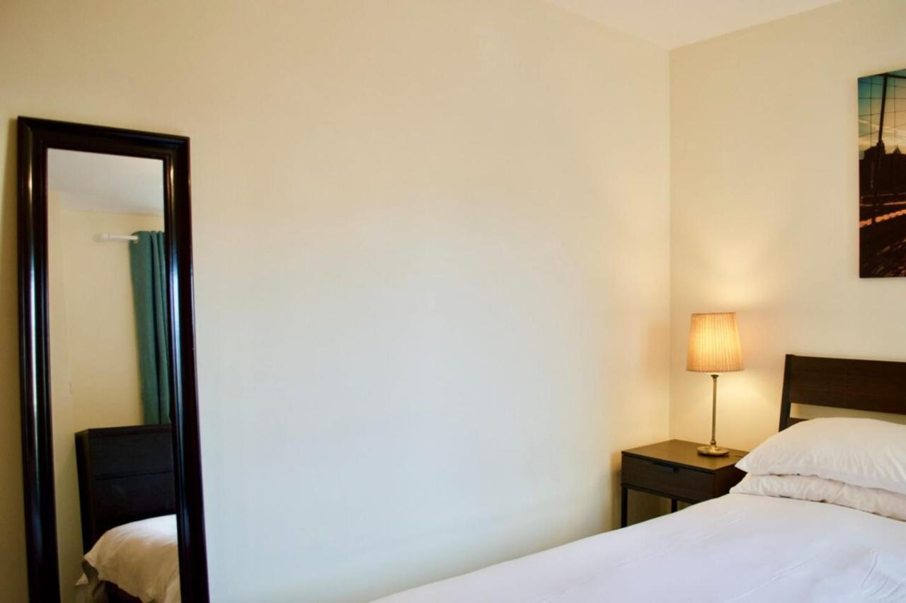 אדינבורו Modern 2 Bedroom City Centre Flat מראה חיצוני תמונה