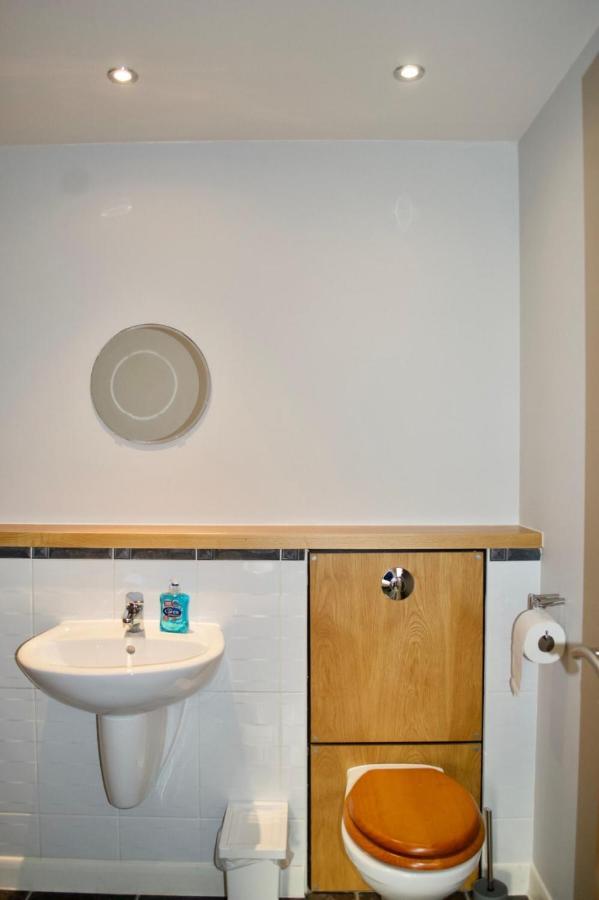 אדינבורו Modern 2 Bedroom City Centre Flat מראה חיצוני תמונה